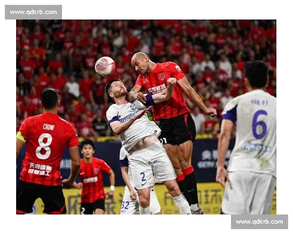 中超 28 轮疯狂夜：前四连环车祸，争冠 3 队仅差 2 分