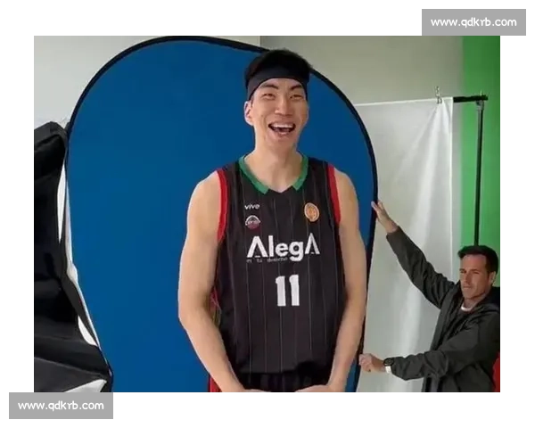 余嘉豪西乙首上双！12+4 率队大胜破低迷